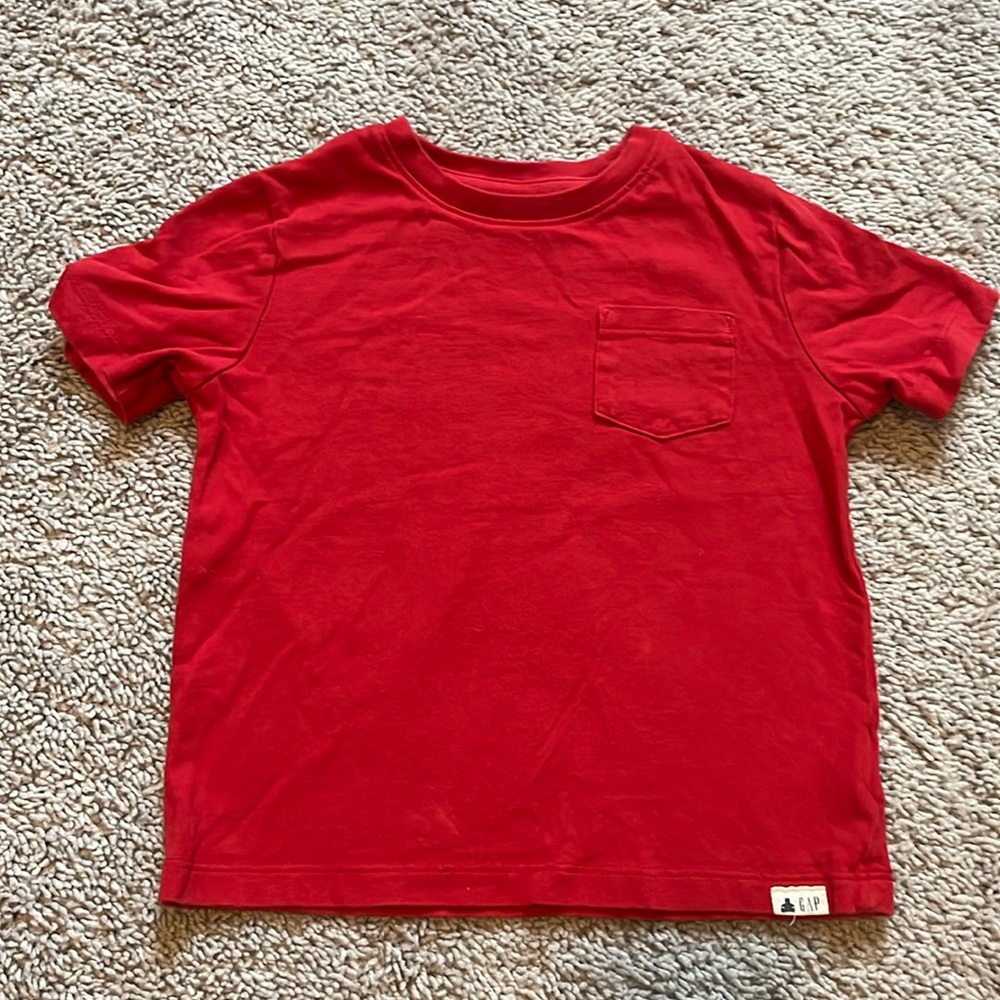 Gap pocket tee